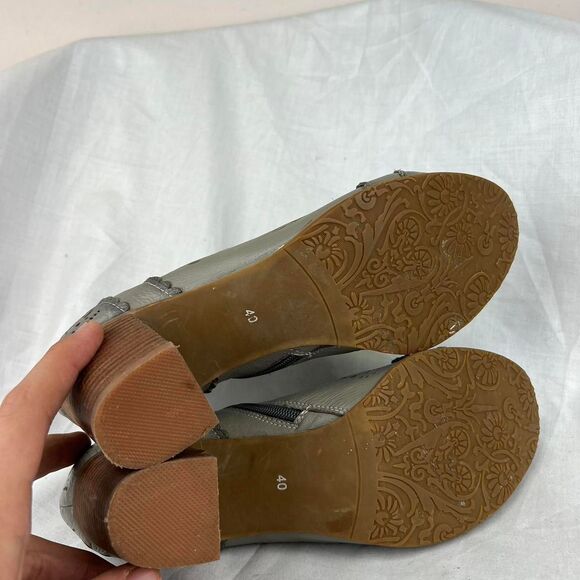 L'Artiste by Spring Step Leather Heeled boots Grey leather Ankle Boots Size 9 - Picture 7 of 8